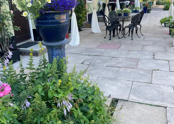 Pear Tree House 2 Bed Apartment